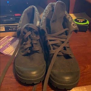 Rocket dog grey high shoe boots